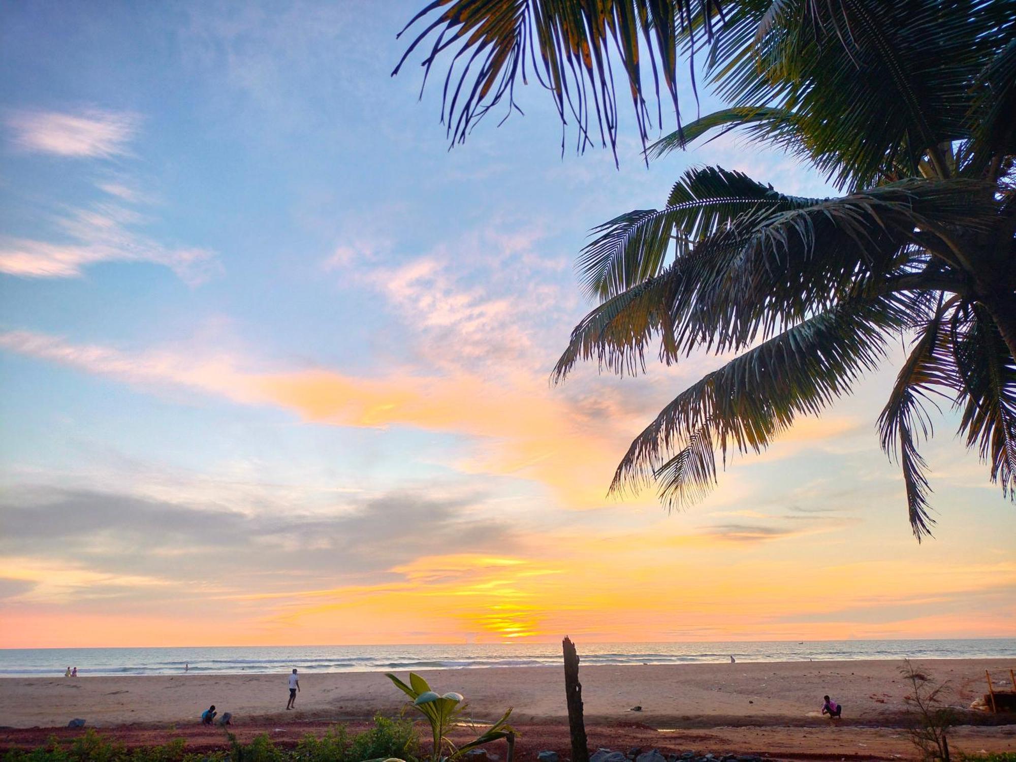 Revibe Beach Hostel Gokarna Gokarna  Exterior photo